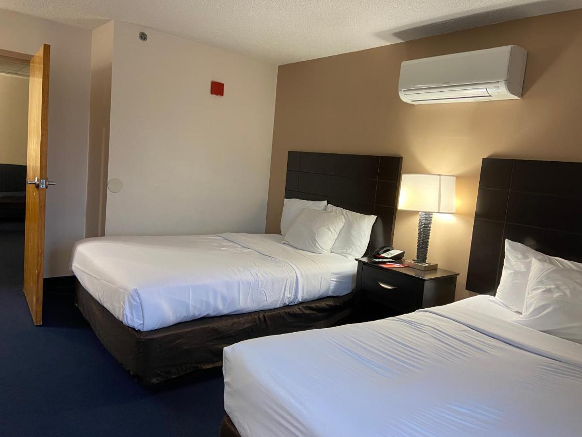 Econo Lodge Inn & Suites Рехобът Бийч Екстериор снимка