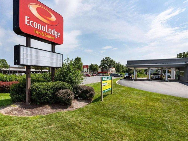 Econo Lodge Inn & Suites Рехобът Бийч Екстериор снимка